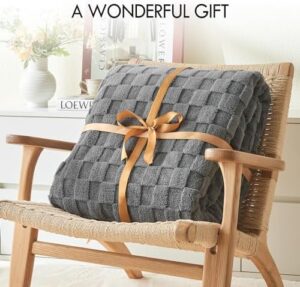 Kaisa Twin Blankets Throw 60"x80", Ultra Soft Cozy Bed Blankets for Couch Sofa Bed, 3D Checkered Blankets for Home Decor, Breathable Warm Lightweight Fall Blankets, Gifts for Girl Woman, Gray - Image 5