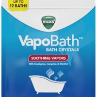 Vicks VapoBath, Bath Salts, Bath Bomb, Non-Medicated Bath Crystals, Comforting Vicks Vapors, Vapor Bath, Aromatherapy with Eucalyptus and Menthol Scent, Contains Essential Oils, 36 OZ