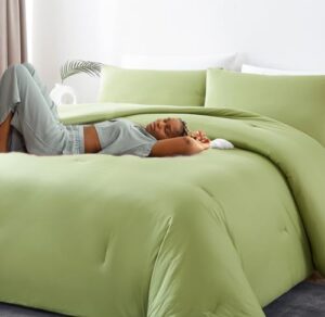 MorroMorn Green Comforter Set Queen Size, 4 Pieces All Season Bedding Sets, Soft Bed Set with 1 Down Alternative Duvet Insert 90×90 Inches, 2 Pillow Cases & 1 Fitted Sheet (Queen, Avocado Green) - Image 2