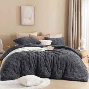 Litanika Fluffy King Size Comforter Set Dark Grey, 3 Pieces Warm Sherpa Fleece Winter Bedding Set, Jacquard Checkered Plush Fuzzy Bed Set(1 Comforter, 2 Pillowcases) - Image 2