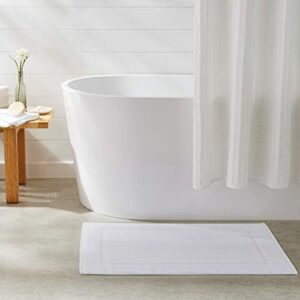 Amazon Basics Premium 100% Cotton Absorbent, Soft Bath Towel Mat Set, Machine Washable, Pack of 6, 684 GSM, White, 30" x 20" (Previously AmazonCommercial brand) - Image 5