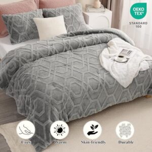 PHF Warm Sherpa Fleece Queen Comforter Set, 3D Tufted Fluffy Grey Bedding for Winter, Soft 3 Pieces Shaggy Bed Set, 1 Comforter (90"x90") and 2 Pillowcases (20"x26") - Image 2