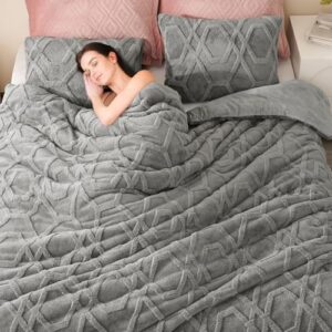 PHF Warm Sherpa Fleece Queen Comforter Set, 3D Tufted Fluffy Grey Bedding for Winter, Soft 3 Pieces Shaggy Bed Set, 1 Comforter (90"x90") and 2 Pillowcases (20"x26") - Image 3