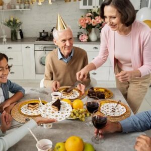 Woven Placemats Set of 10, 13.8" Natural Water Hyacinth Round Rattan Placemats with Wooden Beads Napkin Rings for Kitchen Dining Table Decor - Image 6