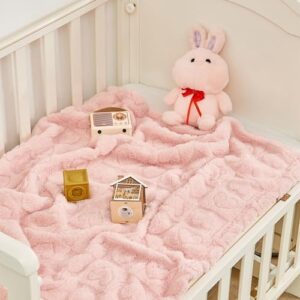 Yurhap Fleece Baby Blanket Heart Checkered Blanket, Ultra Soft Cozy Baby Blankets for Girls Boys, Fluffy Infant Toddler Newborn Receiving Blankets for Crib Stroller 30”×40” (Light Pink) - Image 4
