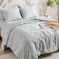 Queen Bedding Comforter Set- Luxury Spandex Jacquard 7 Pieces Bed in a Bag, Lightweight Comforter with 1 Fitted Sheet, 1 Flat Sheet, 2 Pillowshams & 2 Pillowcases, Light Grey