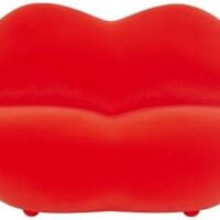 Bratz Funky Fashion Furniture Lip Couch Playset & Display, Fits 2 Dolls