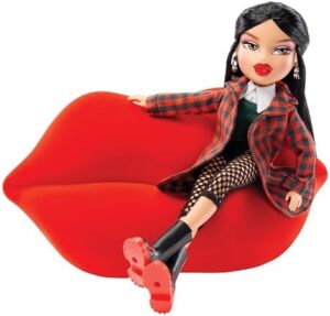 Bratz Funky Fashion Furniture Lip Couch Playset & Display, Fits 2 Dolls - Image 2