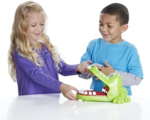 Hasbro Gaming Crocodile Dentist Kids Board Game, Ages 4 And Up (Amazon Exclusive) - Image 11