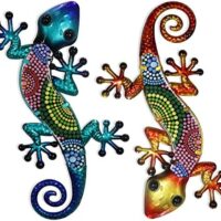 HONGLAND Metal Gecko Wall Art 2 Pack 15 Inch Lizard Outdoor Decor Hanging Glass Sculpture Decoration for Garden Fence Home