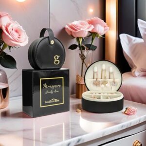 COLLECTIVE HOME - Travel Jewelry Case, Elegant Half-Moon Design with Gold Monogram, Detachable Handle, Personalized Accessory Organizer, Gift for Fashion-Forward Women and Teens, Black (g) - Image 4