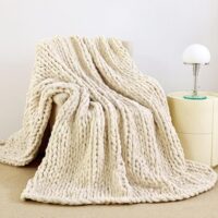 Admitrack Chunky Knit Blanket Throw, 100% Hand Knit Chenille Throw Blanket for Sofa & Home Decor, Soft and Cozy Knitted Throw Blankets (Ivory，40"x50")