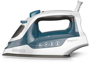 BLACK+DECKER Easy Steam Compact Iron, with Non Stick Soleplate - Image 5